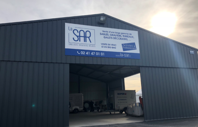 Enseigne Dibond La Sar La Pommeraye, Maine-et-Loire, graphiste, Studio Paruline, Mauges-sur-Loire