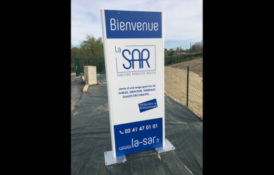 Totem La SAR La Pommeraye, Maine-et-Loire, graphiste, Studio Paruline, Mauges-sur-Loire